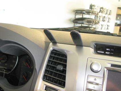 Trim Frame Toyota Hilux 12-16 keskele