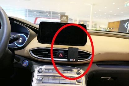 Trim Frame Hyundai Santa Fe 22> keskele
