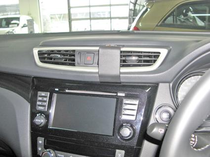 Trim Frame Nissan Qashqai 14-20/X-Trail 14-21 keskel