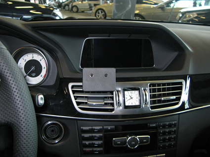 Trim Frame MB E-class 14-16 keskele
