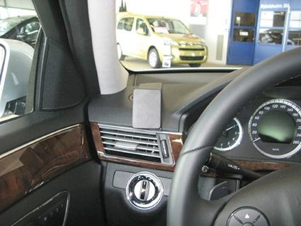 Trim Frame MB E class 10-12 vasakule