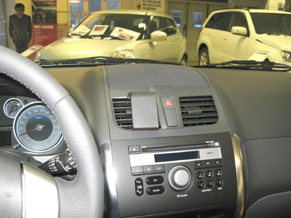 Trim Frame Suzuki SX4 11- keskele Trim Frame Suzuki SX4 11- keskele