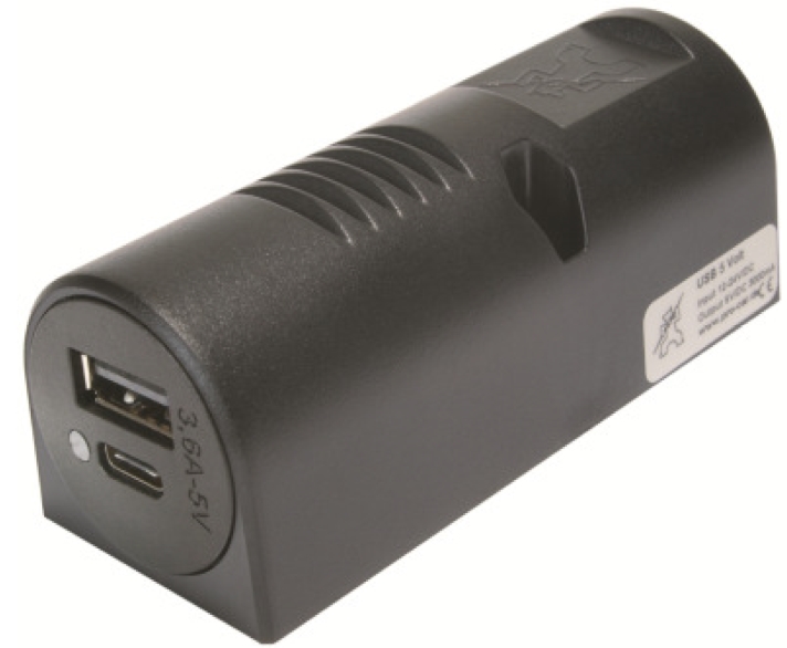 Socket Pindpaigaldusega USB A + USB C 3,6A