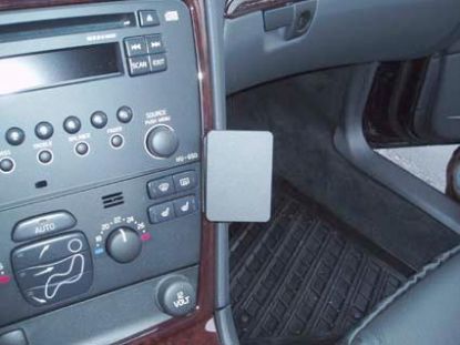 Trim Frame Volvo S60/V70 05-
