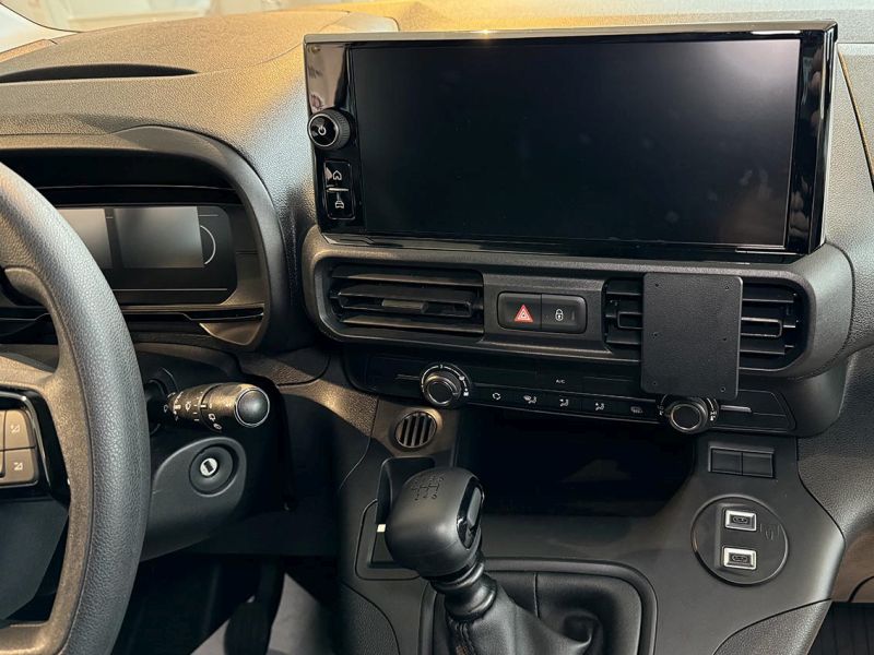 Trim Frame Citroen Berlingo III 2025> keskele