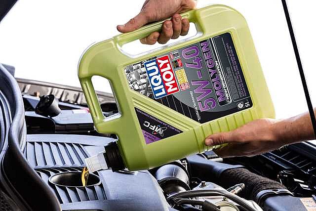 Engine Oil MOLYGEN 5W-40 4L