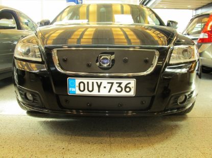 Trim/Protection Strip, radiator grille Volvo V50 2011-2012 (osaliselt suletud iluvõre)