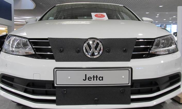 Trim/Protection Strip, radiator grille VW Jetta 14- (kitsam avatud alaosa)