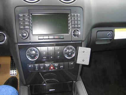Trim Frame MB ML 05-11 alla küljele