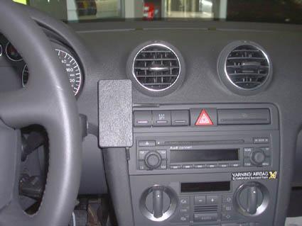 Trim Frame Audi A3, 05-07 keskele