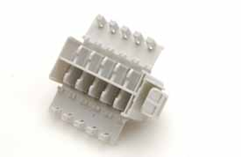 Switch 533-le, pistik 12-le DFK-2 klemmid GH46472.100