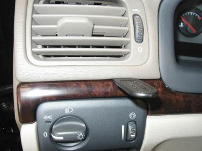 Trim Frame Volvo S80 99-