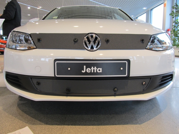 Trim/Protection Strip, radiator grille VW Jetta 2010-2014