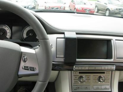 Trim Frame Jaguar XF 09-15 keskele