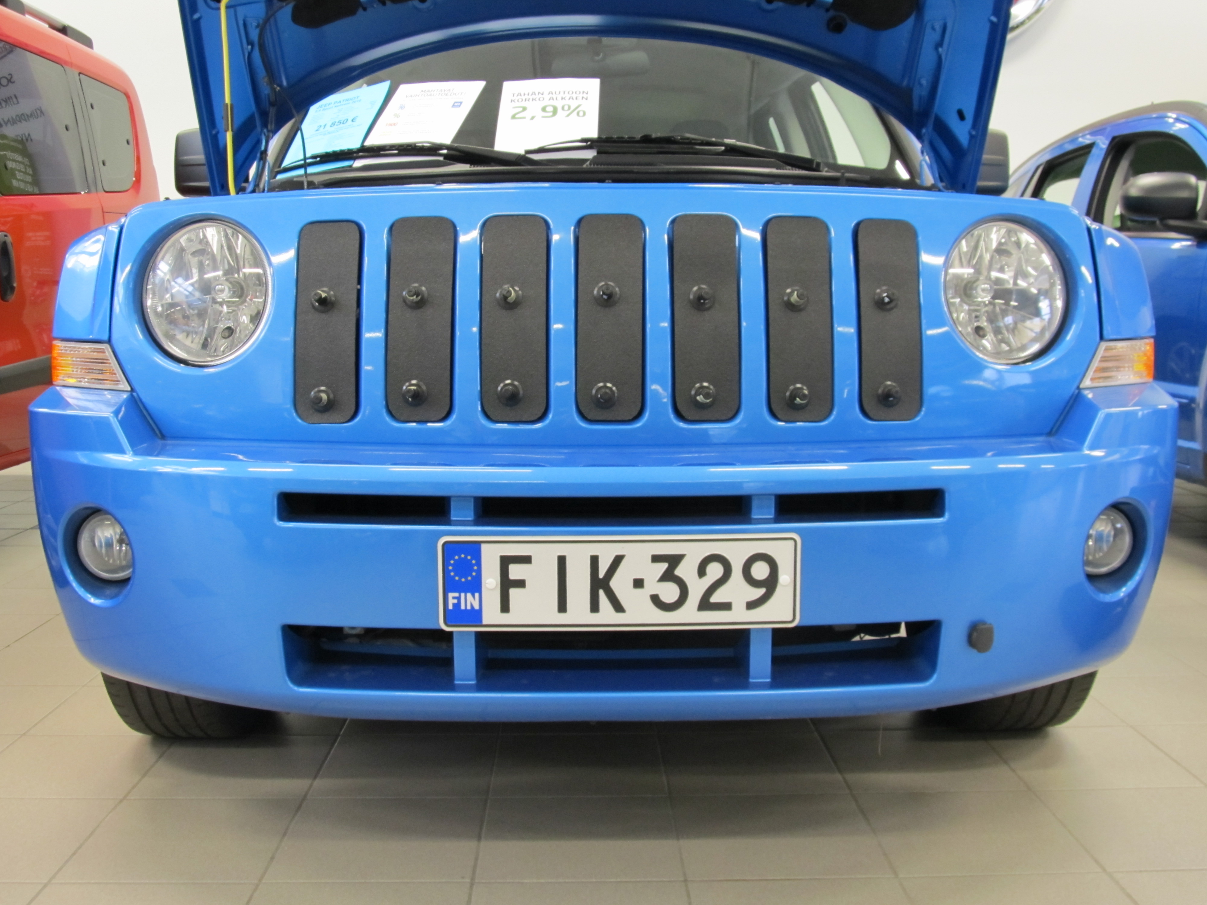 Trim/Protection Strip, radiator grille Jeep Patriot 2007-2011