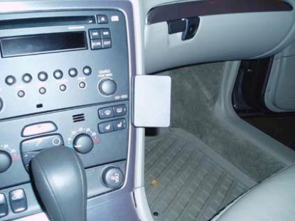 Trim Frame Volvo S60/V70 05-