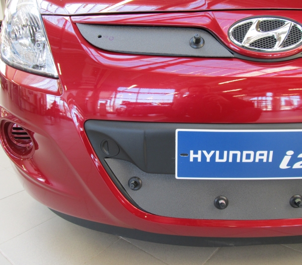 Trim/Protection Strip, radiator grille Hyundai i20 2010-