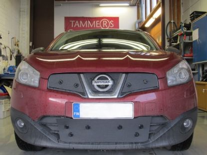 Trim/Protection Strip, radiator grille Nissan Qashqai/Qashqai+2 11-13 alt osaliselt kinni