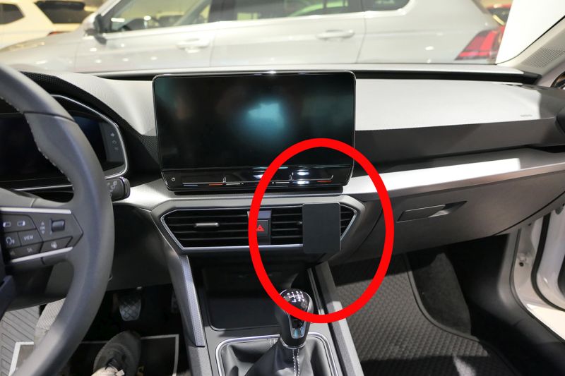 Trim Frame Cupra Leon 2020-2025 keskele