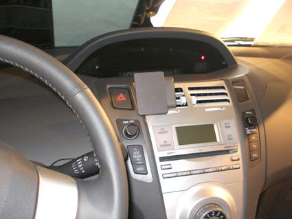 Trim Frame Toyota Yaris 06-10 center