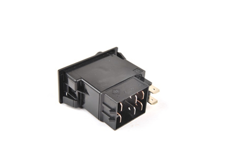 Switch 0-I 24V,8A