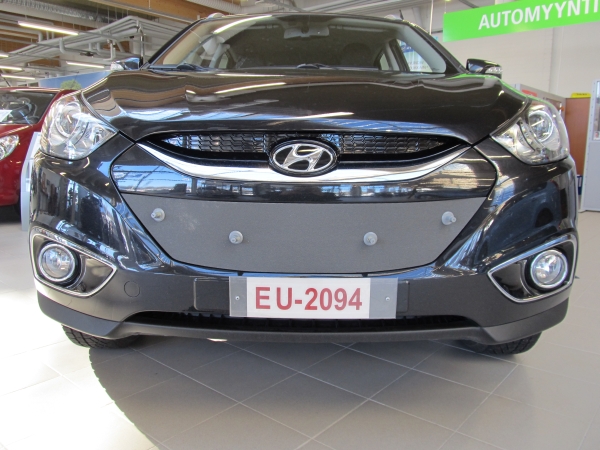 Trim/Protection Strip, radiator grille Hyundai iX35 2010-