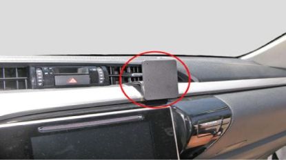 Trim Frame Toyota Hilux 16-17 keskele