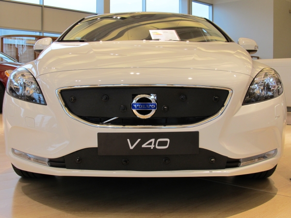 Trim/Protection Strip, radiator grille Volvo V40 2013-