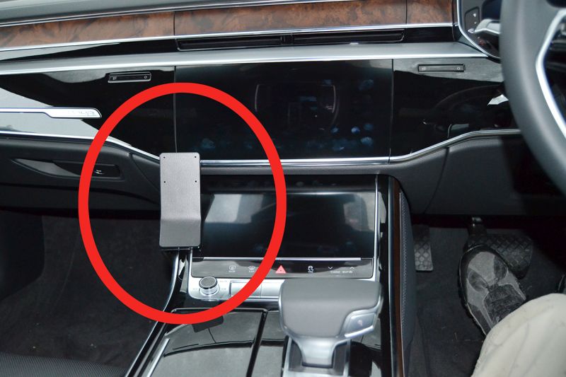 Trim Frame Audi A8 2018-2023 keskele RHD