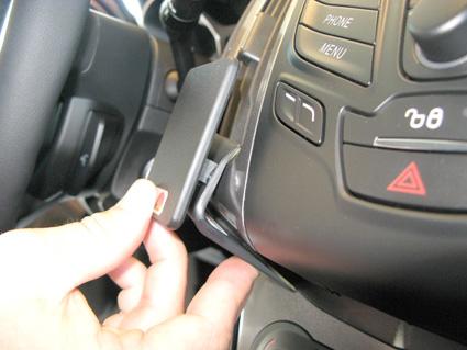 Trim Frame Ford Focus 11-12 keskele