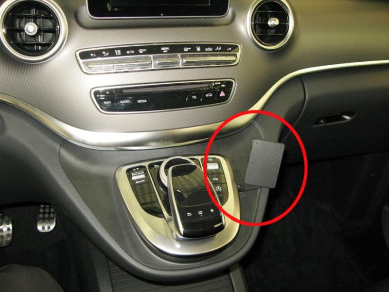 Trim Frame Mercedes Benz V-Class 16> keskel par.