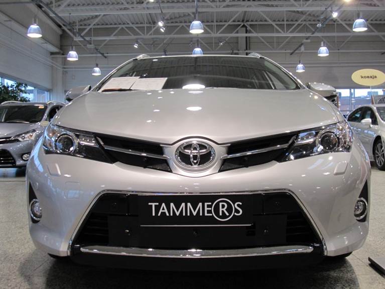 Trim/Protection Strip, radiator grille Toyota Auris 2013-2015