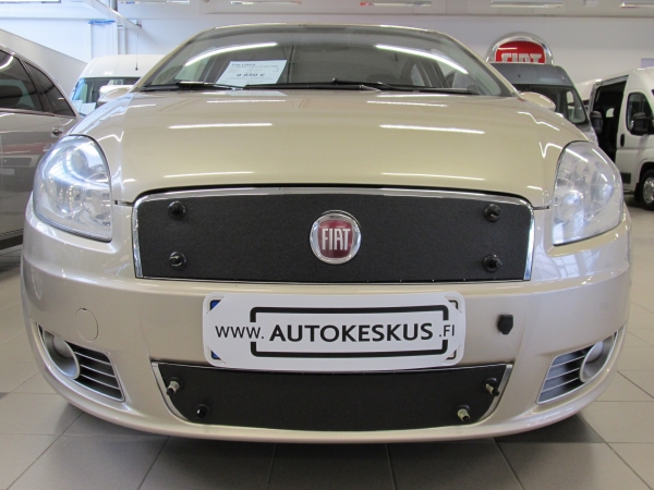 Trim/Protection Strip, radiator grille Fiat Linea 2008-
