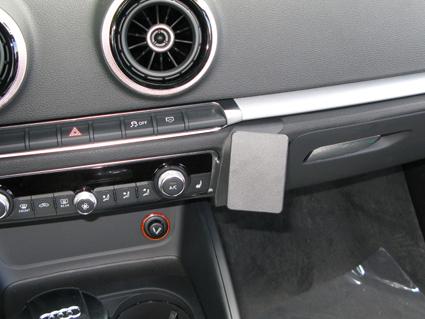 Trim Frame Audi A3, S3 13-18 keskele parem serv