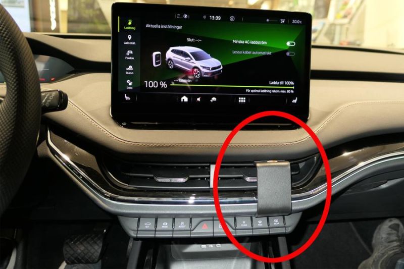Trim Frame Skoda Enyaq IV 21> keskele