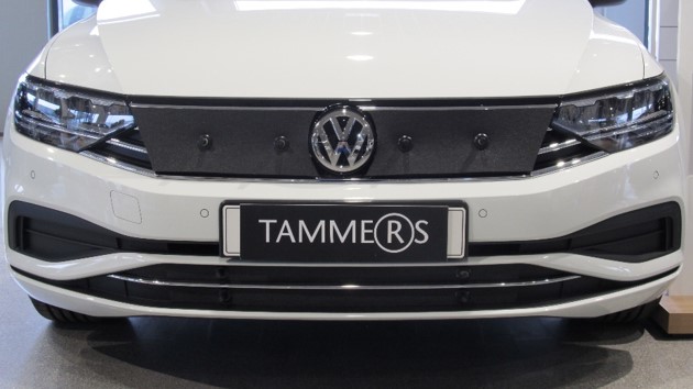 Trim/Protection Strip, radiator grille VW Passat 2020-