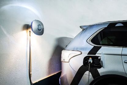 Charging station, electric vehicle HALO Wallbox Typ2, 1x32A, 7,4kW, 7,5m IP67