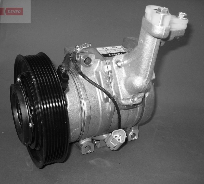 Compressor, air conditioning Toyota - 88310-05050